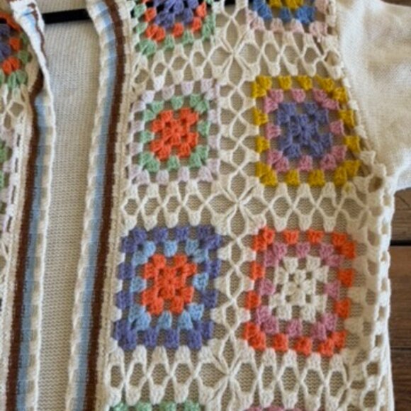 BOUTIQUE LONG GRANNY SQUARE CARDIGAN - Picture 3 of 5